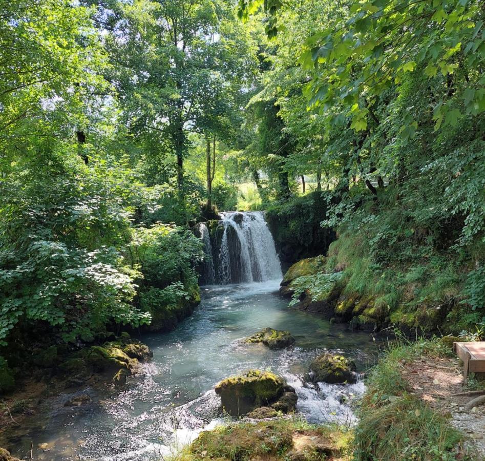 Vila Domacinstvo Ubovic Sipovo Exteriér fotografie
