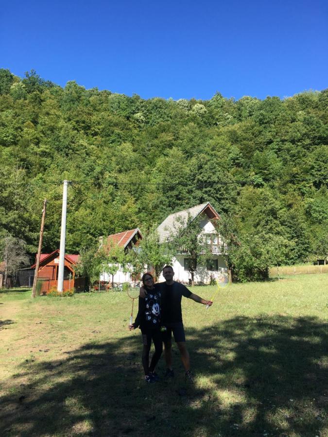Vila Domacinstvo Ubovic Sipovo Exteriér fotografie