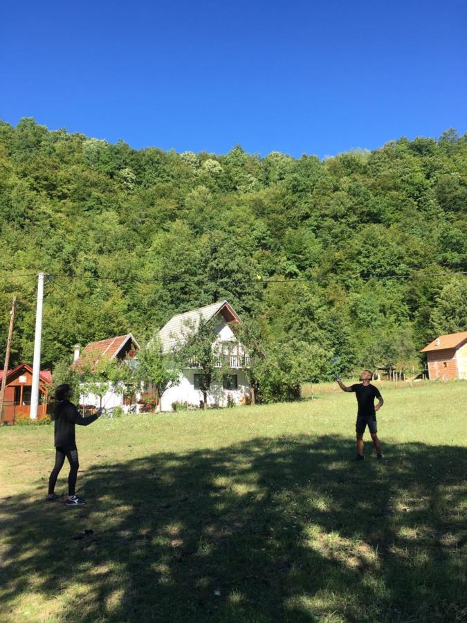 Vila Domacinstvo Ubovic Sipovo Exteriér fotografie